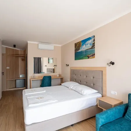 Touch Hotel *